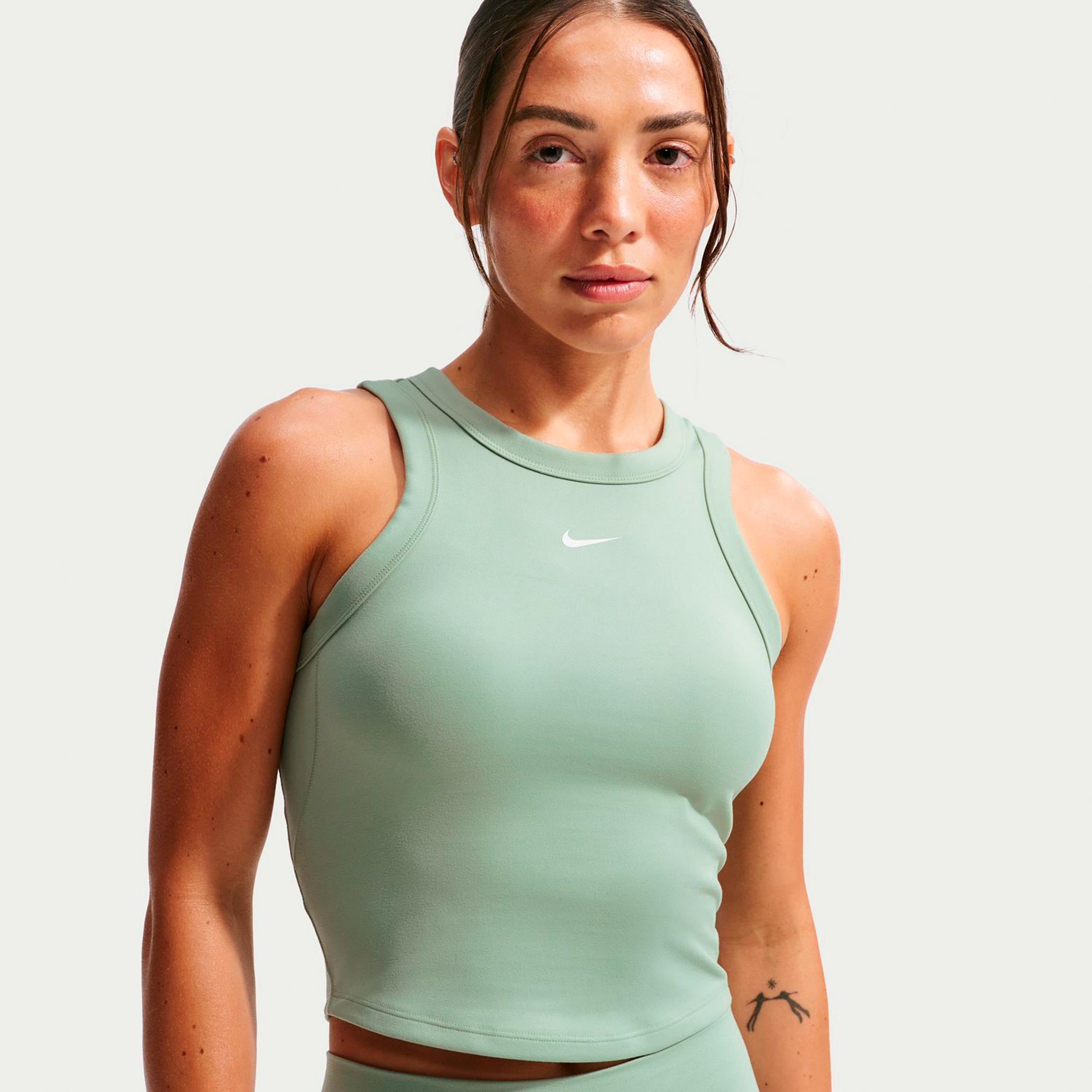 Nike One Fitted Dri-Fit Crop Linne Damer - visdom
